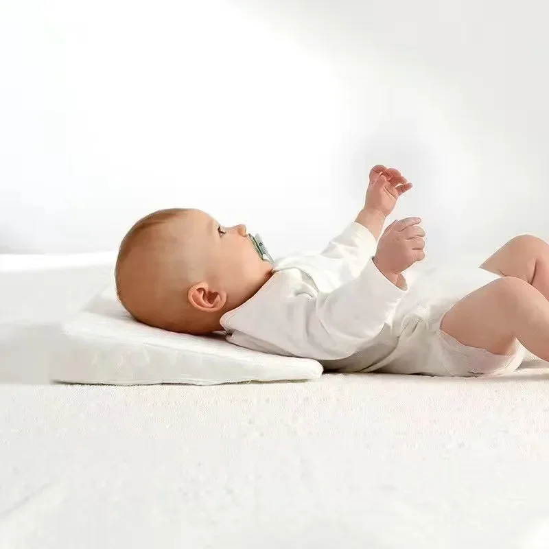 Infant Anti Vomiting Inclined  - Nursing Pillow Breastfeeding ulasan dan harga